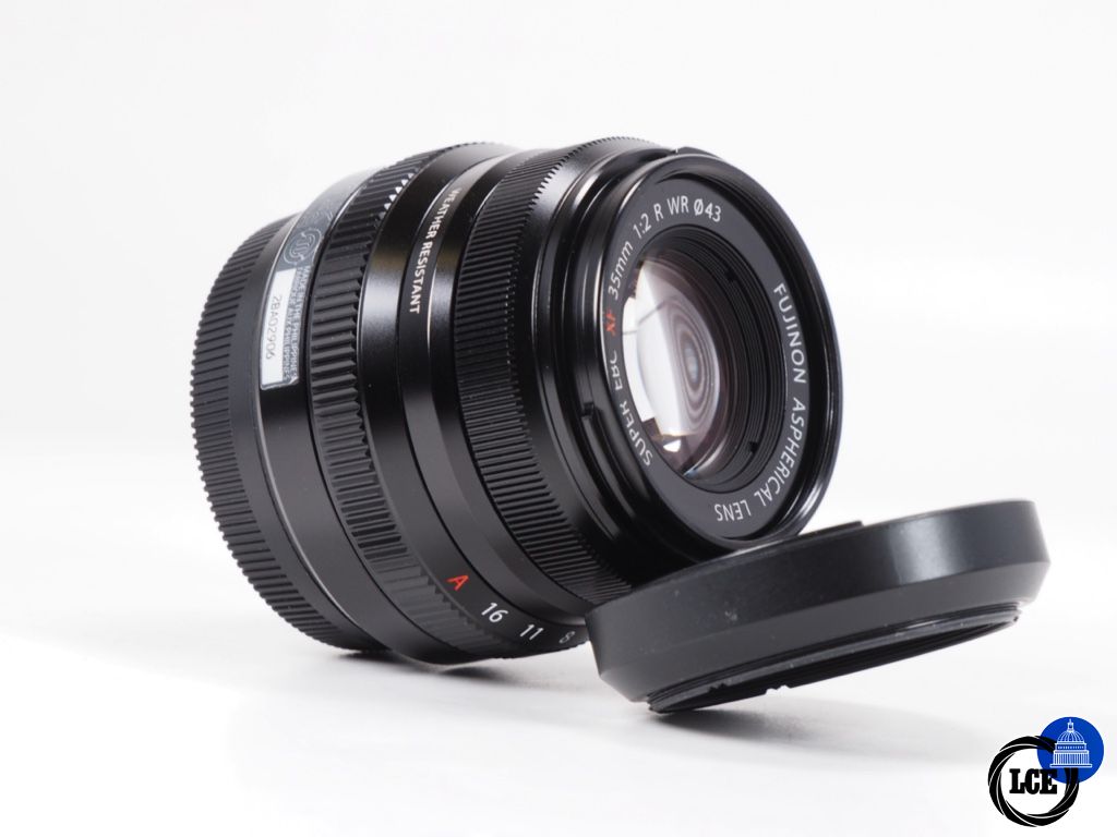 FujiFilm XF 35mm F2 WR