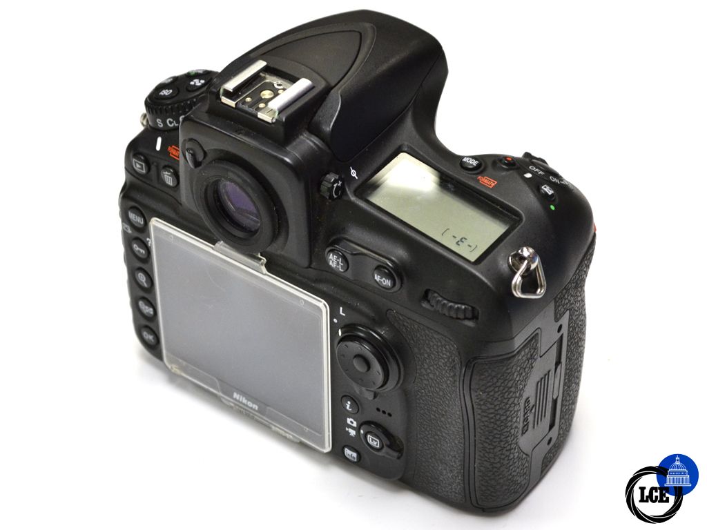 Nikon D810 body (13K ACT!!!)