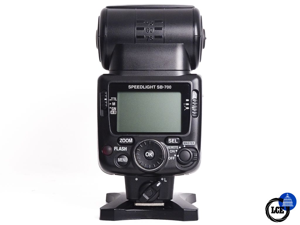 Nikon SB-700