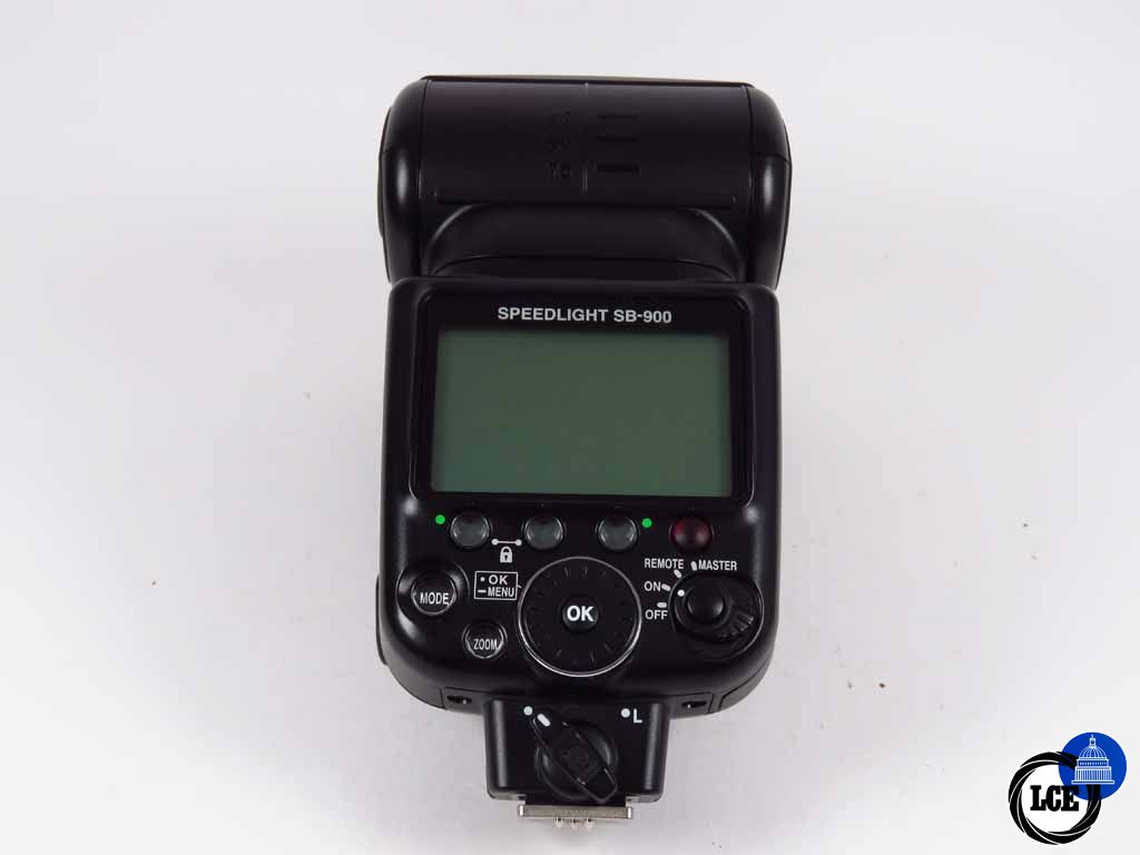 Nikon SB900