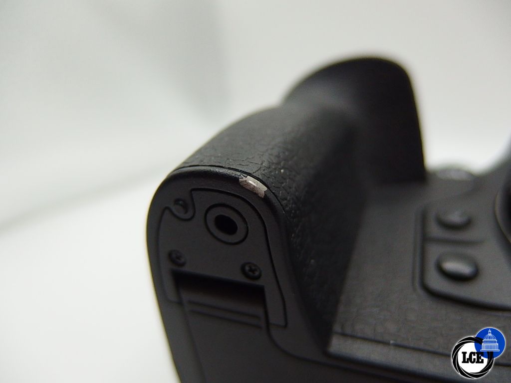 OM SYSTEM OM-1 II Body