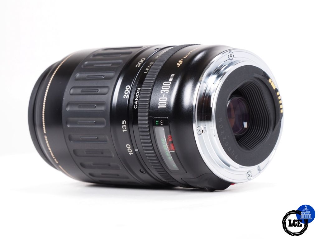 Canon 100-300mm F4.5-5.6 EF