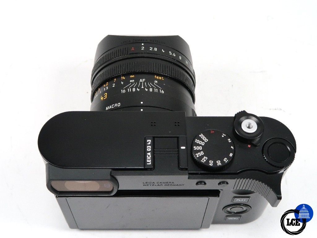 Leica Q3 43 (plus accessories)
