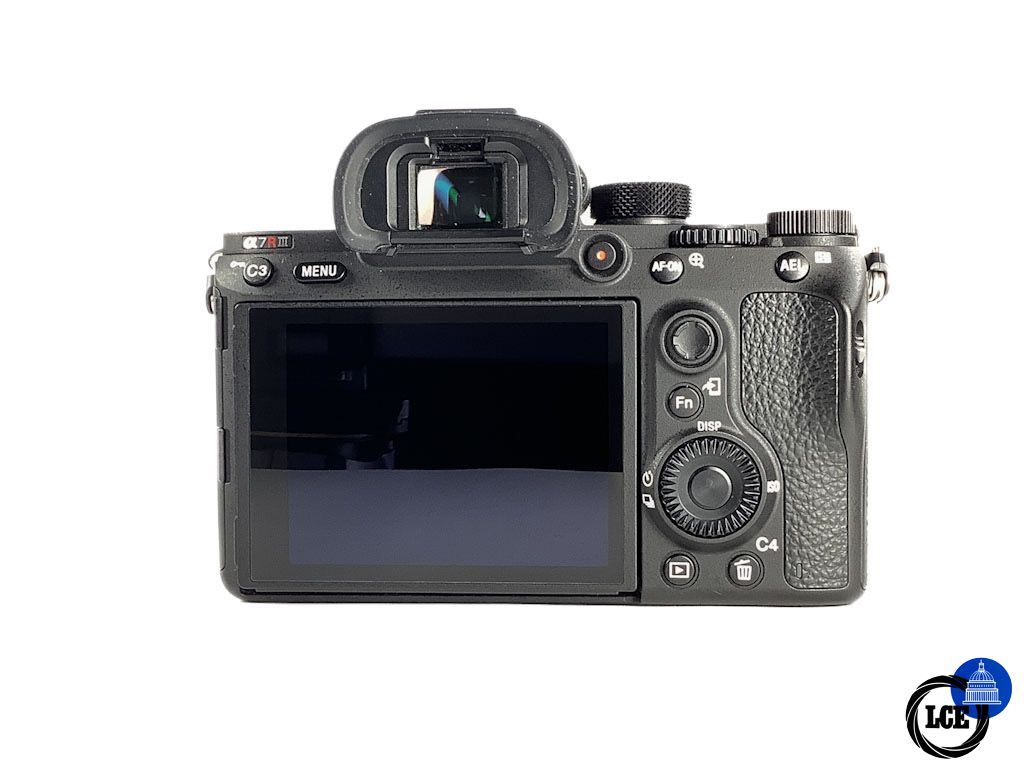 Sony A7R III Body