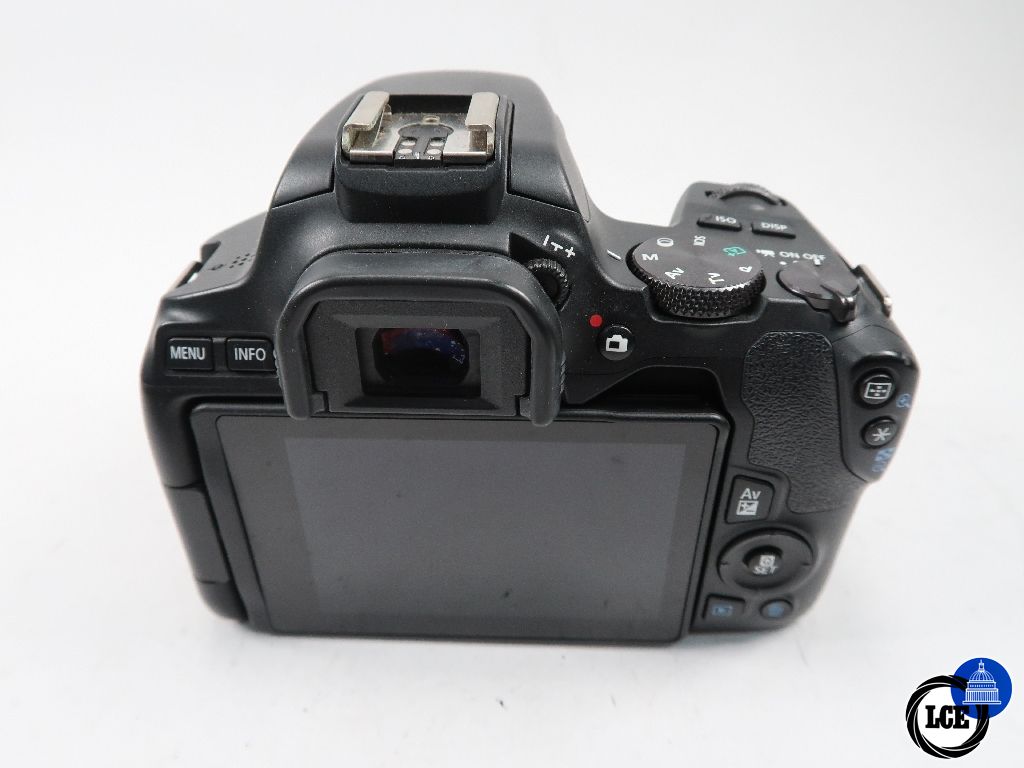 Canon EOS 250D 