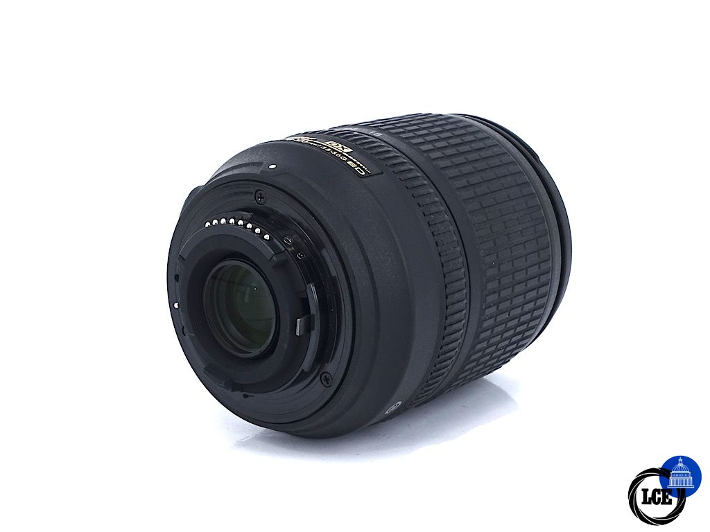 Nikon AF-S 18-105mm F3.5-5.6 G ED DX VR | 4*