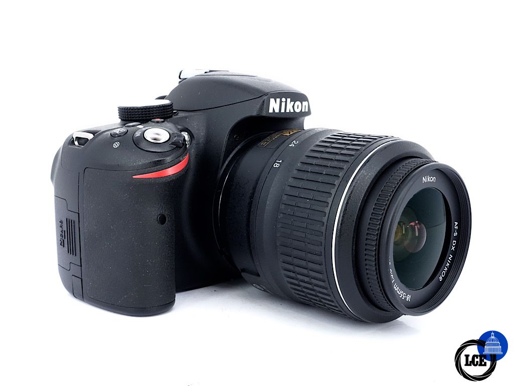 Nikon D3200 + AF-S 18-55mm F3.5-5.6 G DX VR | 4*