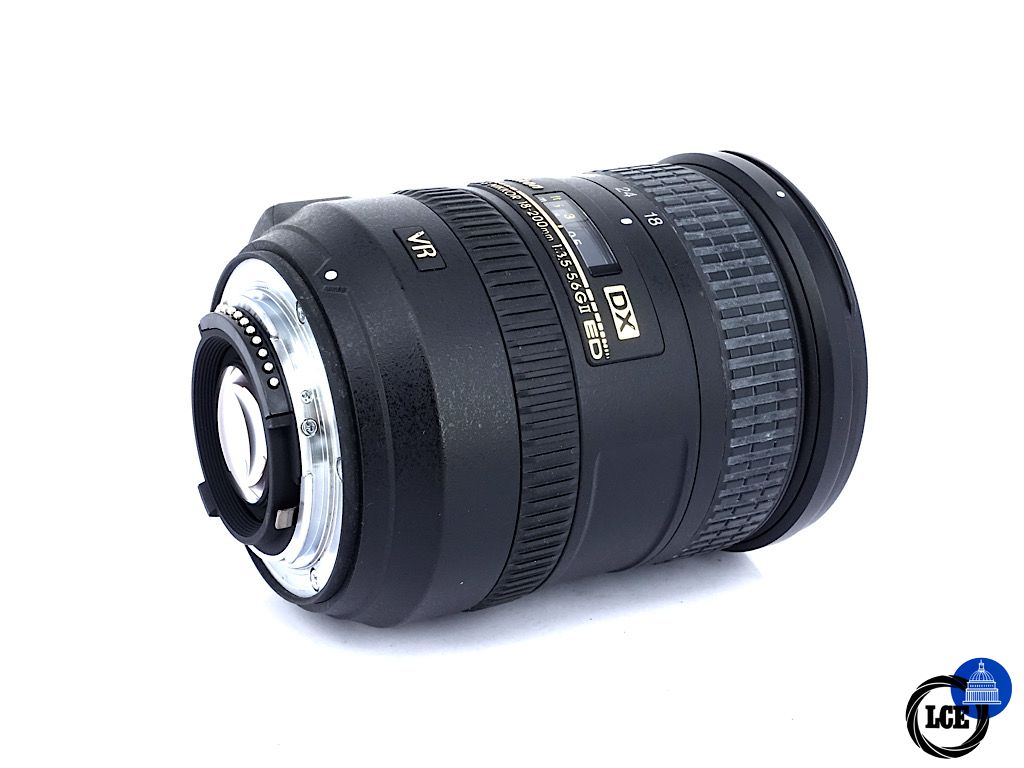 Nikon AF-S 18-200mm F3.5- 5.6 G ED DX VR II | 4*