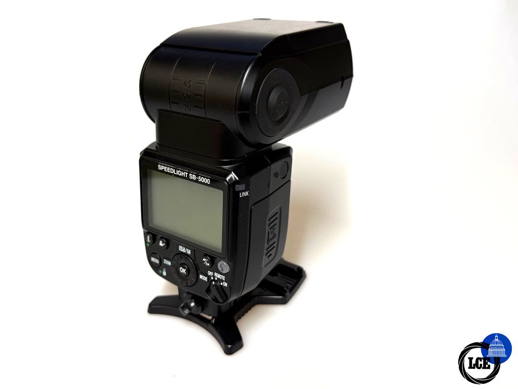 Nikon SB-5000