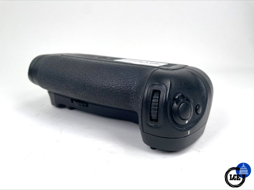 Nikon MB-D17 Battery Grip