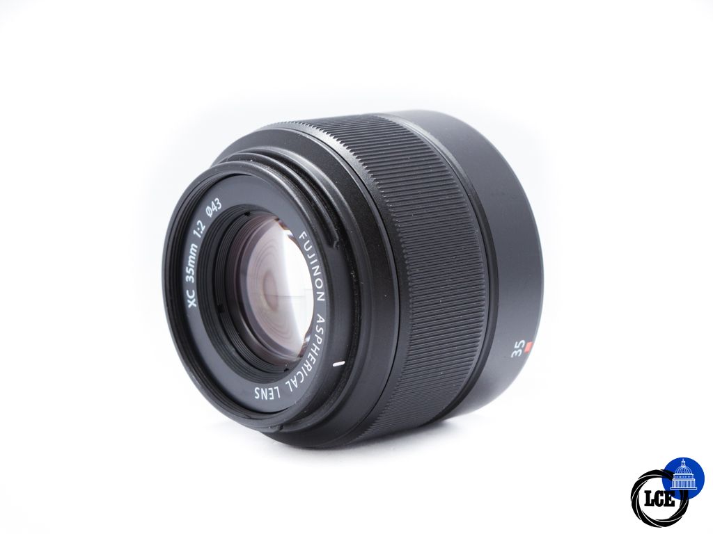 FujiFilm XC 35mm f2 + Hoya UX II UV filter *Boxed*