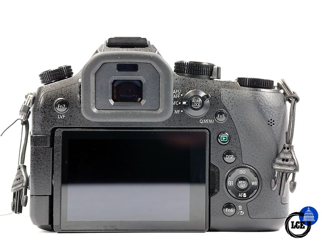 Panasonic FZ2000