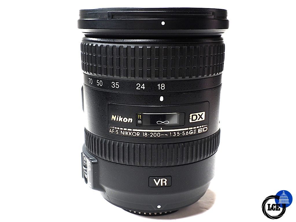 Nikon 18-200mm DX VR II