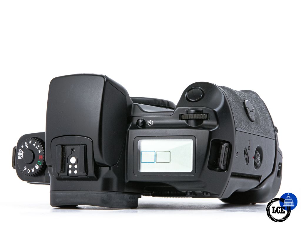 Canon EOS 5 + VG10