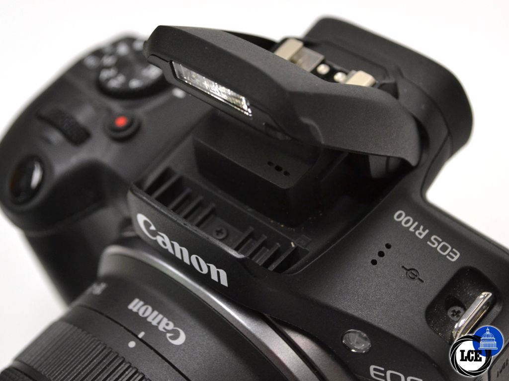Canon EOS R100 + 18-45mm