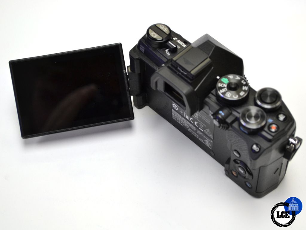 Olympus OM-D E-M5 III 