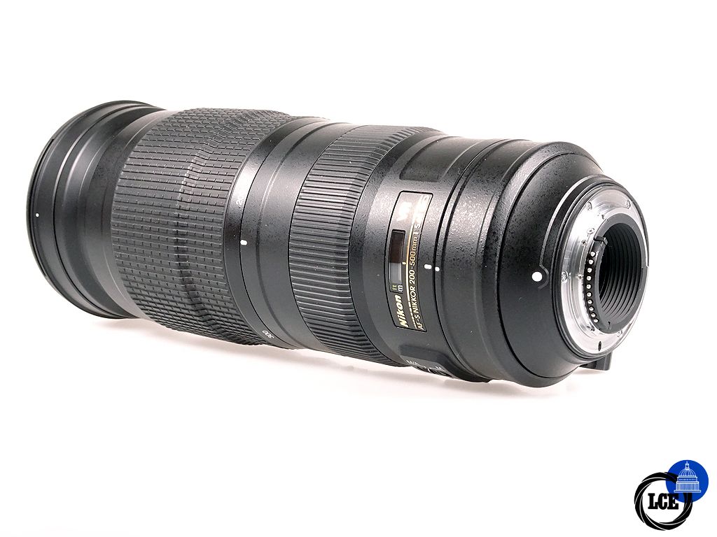 Nikon AF-S 200-500 f5.6E ED VR
