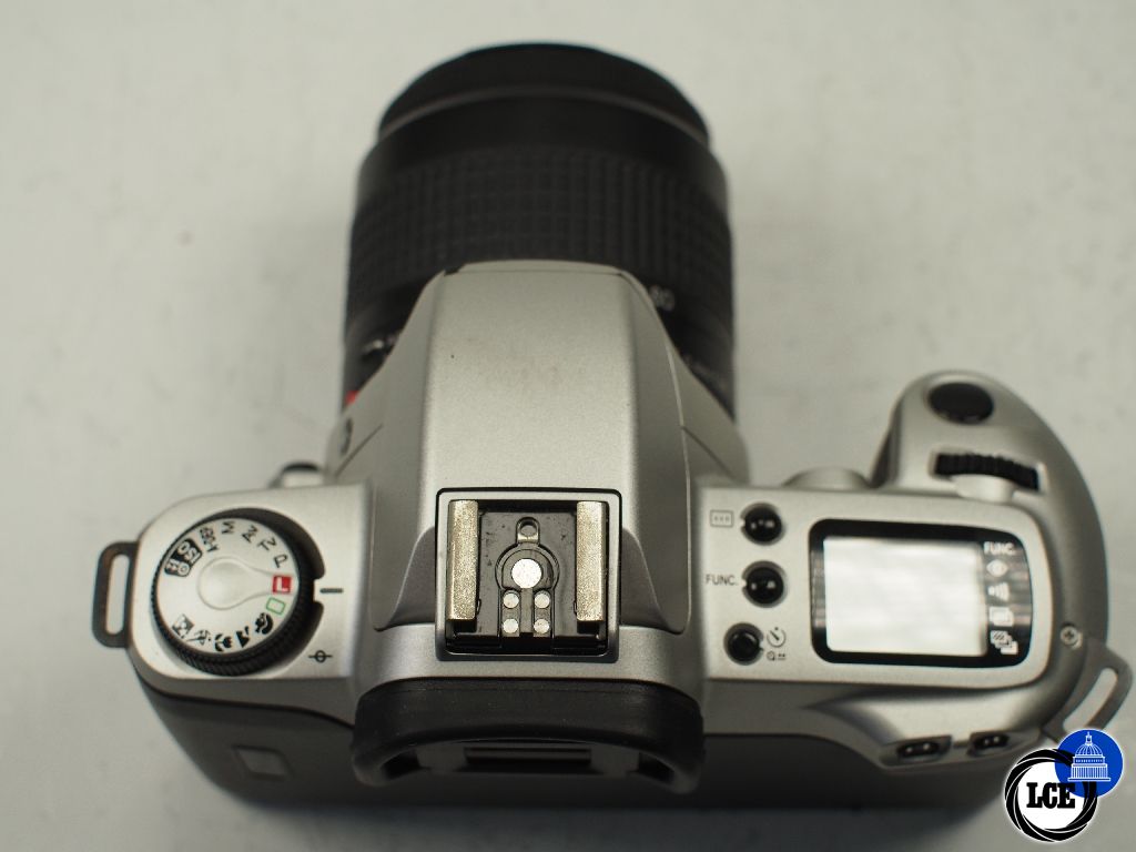 Canon EOS 500n with 35-80mm EF