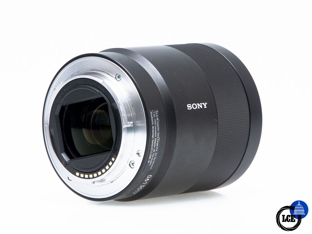 Sony FE 55mm f/1.8 Sonnar ZA T*