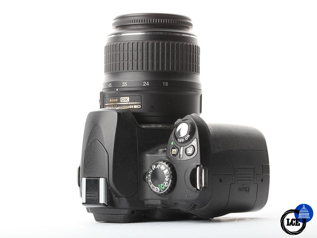 Nikon D40 + 18-55mm f/3.5-5.6G II | 