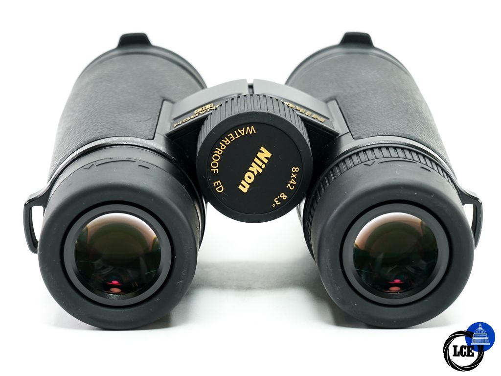 Nikon Monarch HG 8x42 