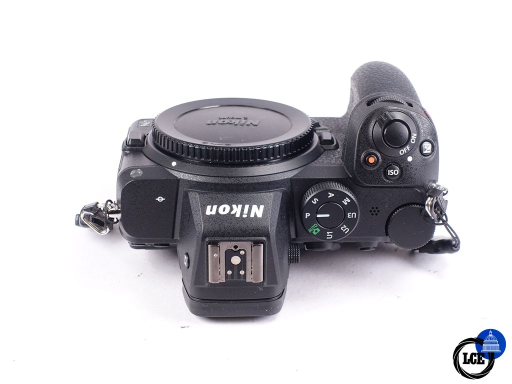 Nikon Z5 Body 20k acc