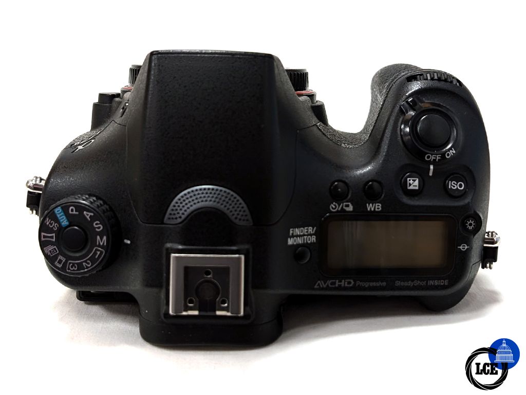 Sony A77 II Body - Low 8600 S/C - ICLA-77M2