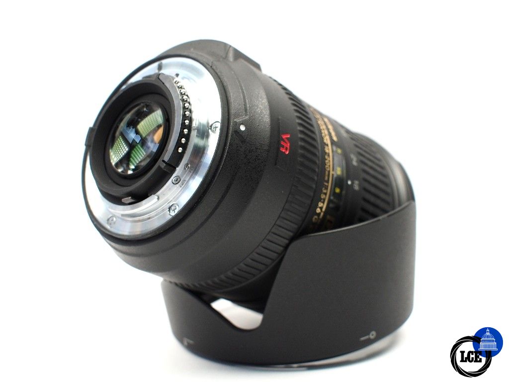 Nikon DX 18-200mm F3.5-5.6 VR 