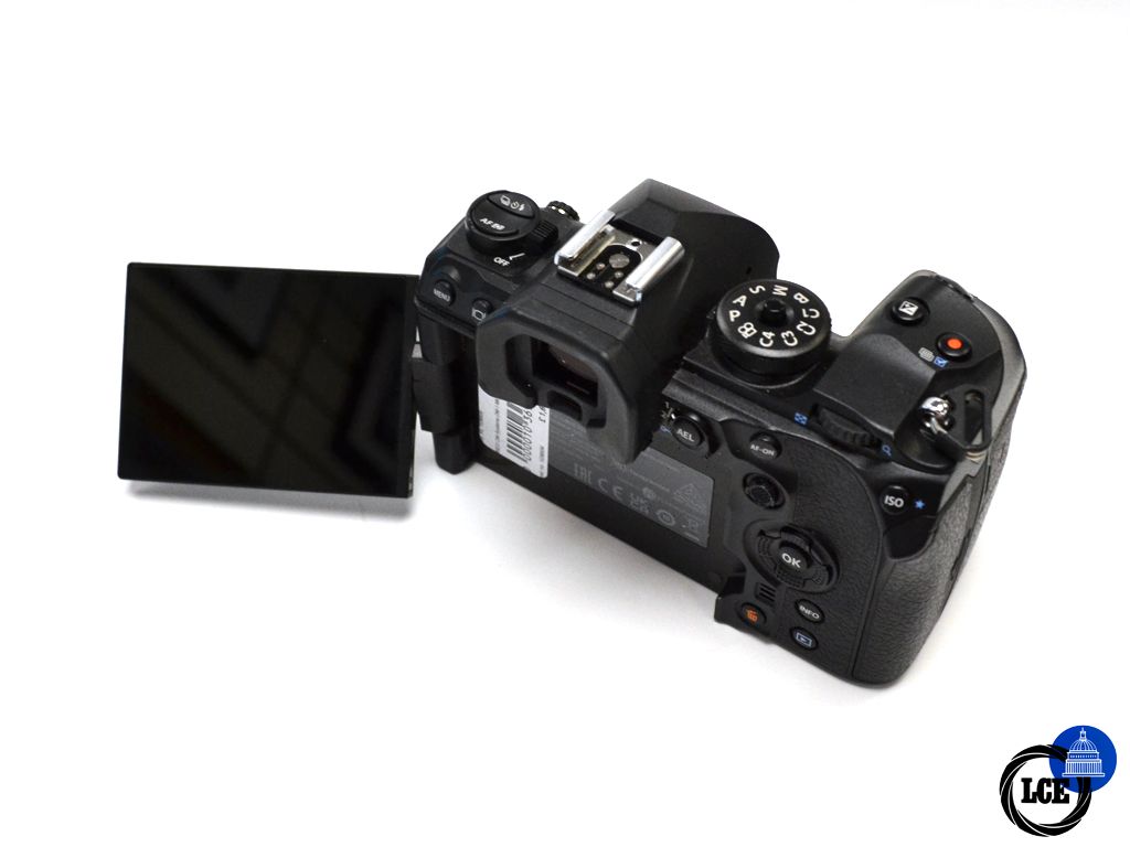 OM SYSTEM OM-1 II Body + HLD-10 Battery Grip *122 Actuations!!!*