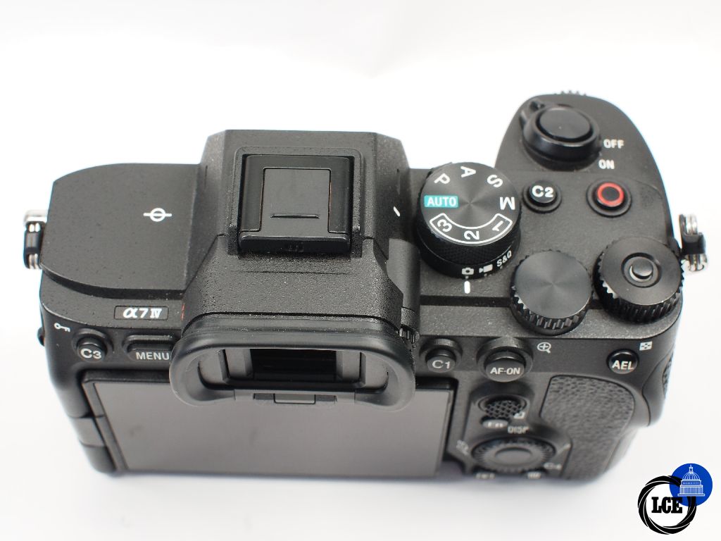 Sony A7 IV Body  33k sc