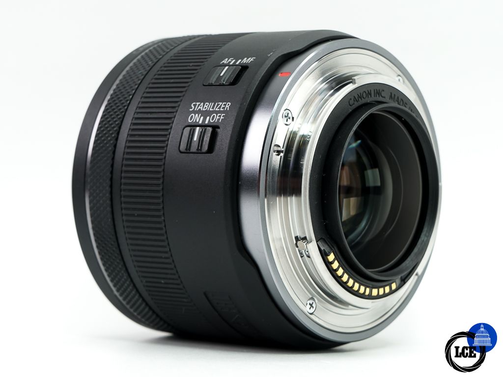 Canon RF 35mm F1.8 Macro IS STM