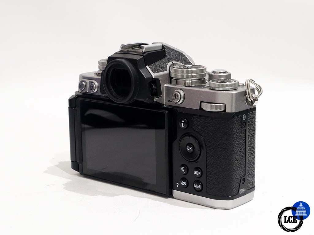 Nikon ZF-C + Z 16-50mm ( Actuations *3155* )