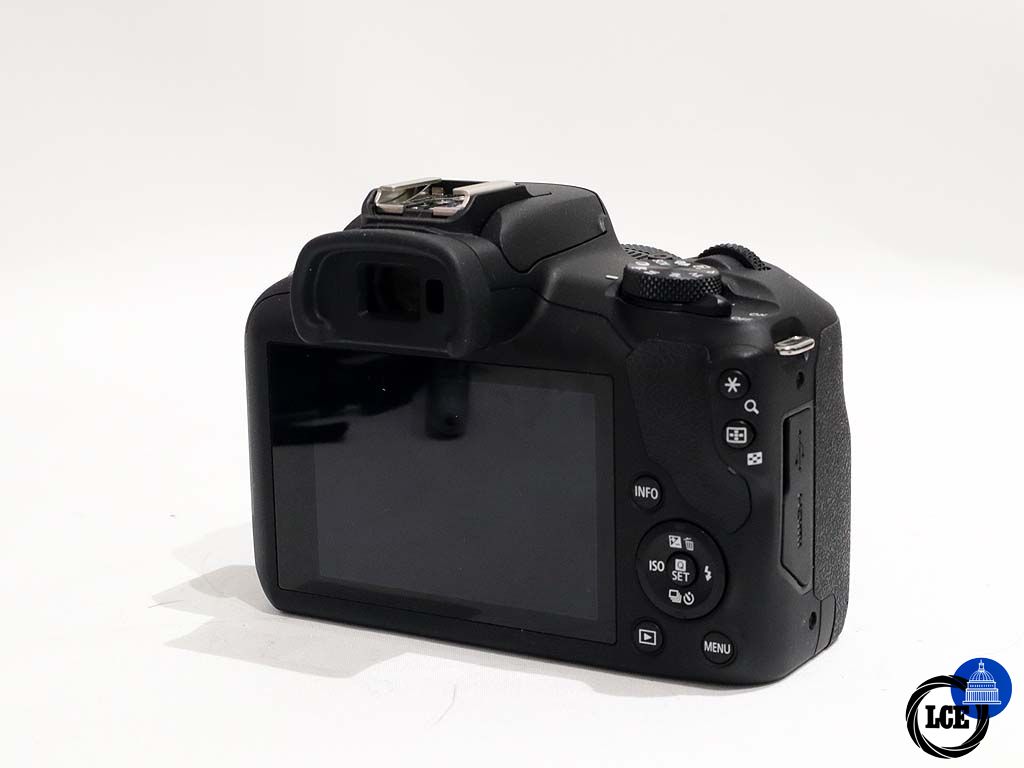 Canon EOS R100 + RF-S 18-45mm