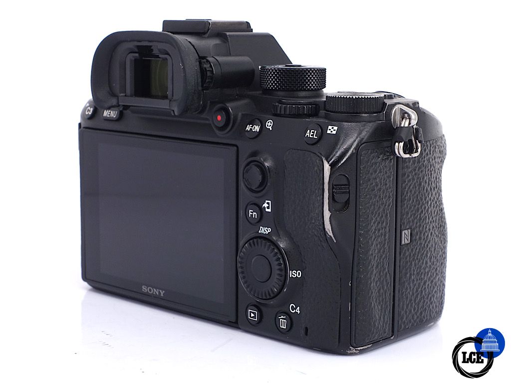 Sony A7R III Body - Boxed | 3*