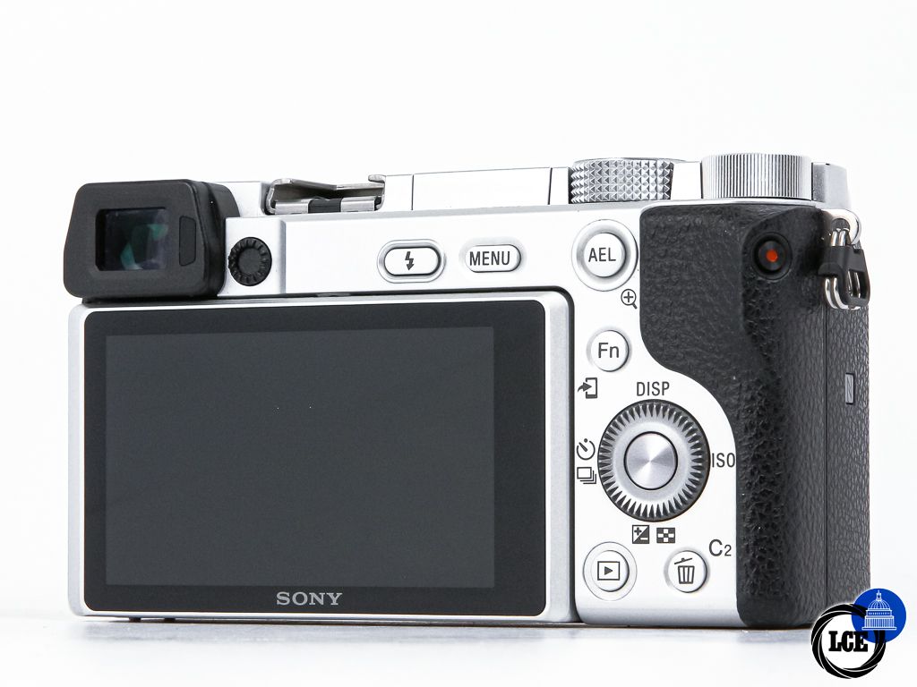 Sony A6100 + 16-50mm PZ OSS **12k Shutter Count**
