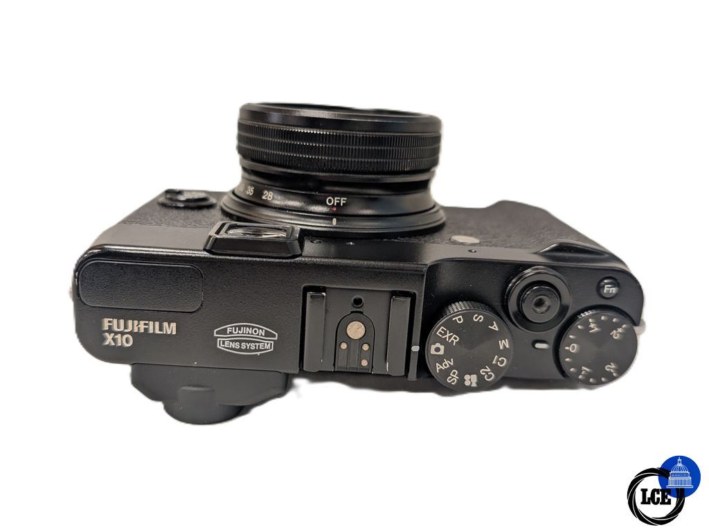 FujiFilm X10 camera
