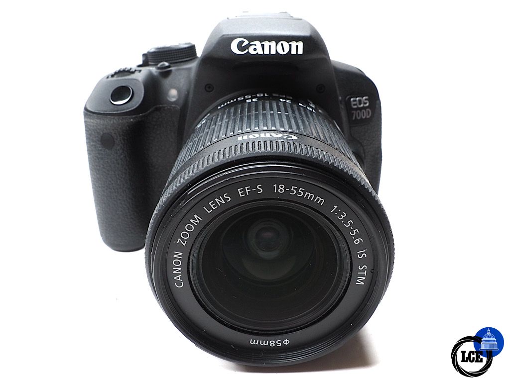Canon EOS 700D + 18-55mm IS STM