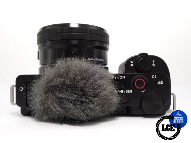 Sony ZV-E10 + 16-50mm ***WOW ONLY 4000 SHOTS***