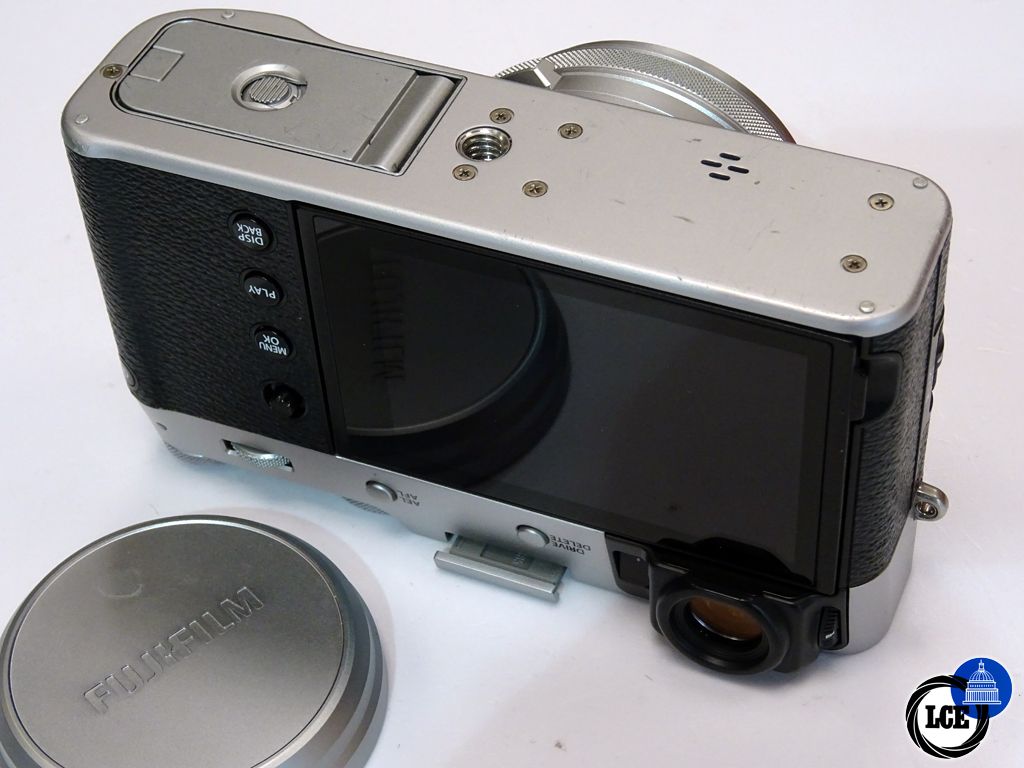 FujiFilm X100V