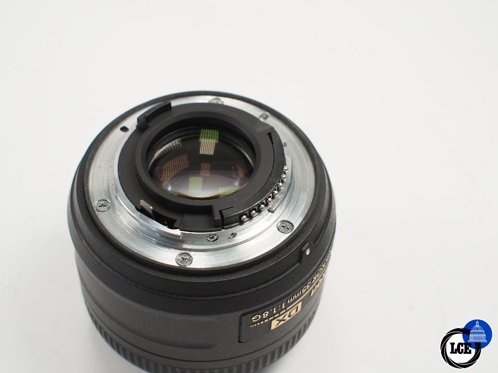 Nikon DX 35mm F1.8