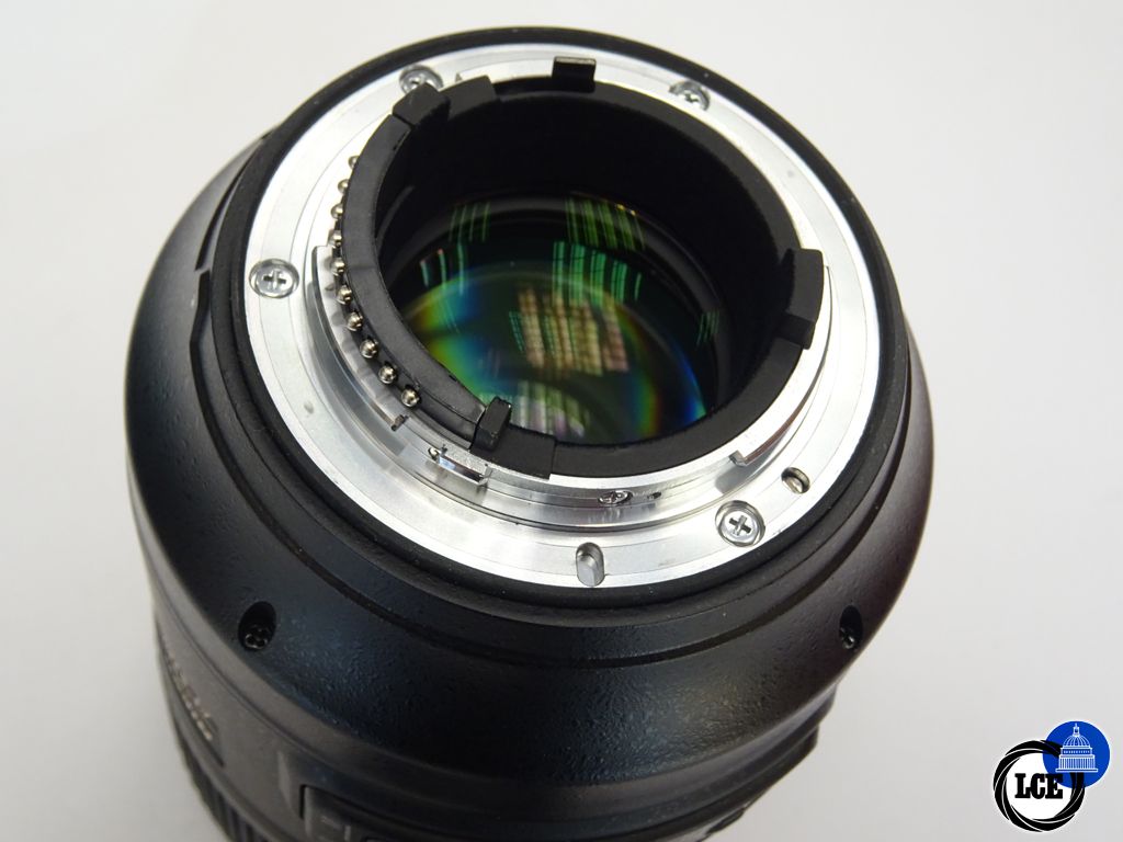 Nikon AF-S 105mm Micro f 2.8G ED VR
