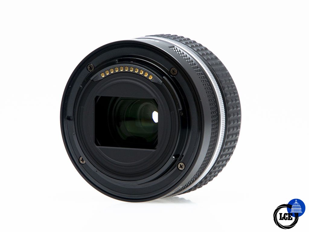 Nikon Z 28mm f/2.8 SE