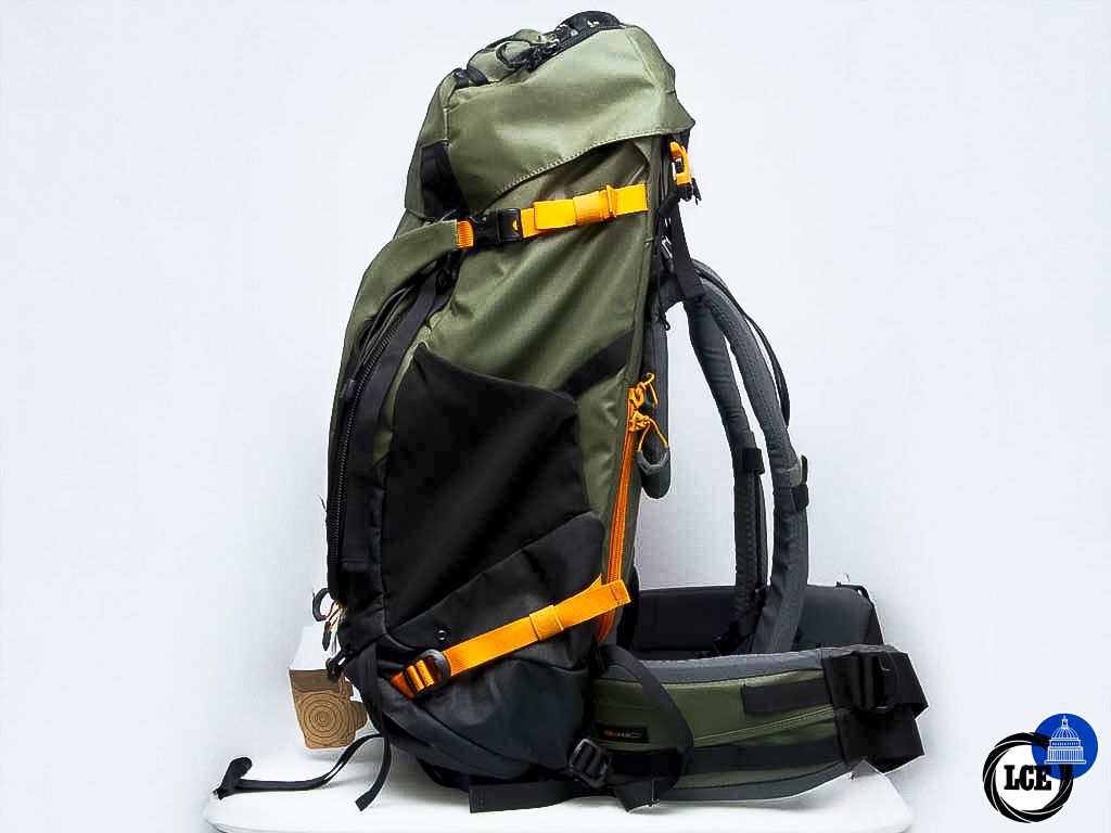 LowePro Lowepro PhotoSport PRO 55L AW IV (M-L) *EX DISPLAY*
