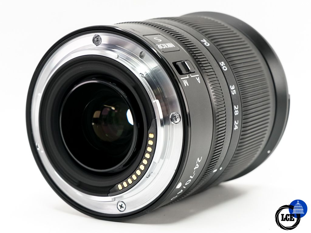 Nikon Z 24-70mm F4 S + NIKON NC 72mm Filter