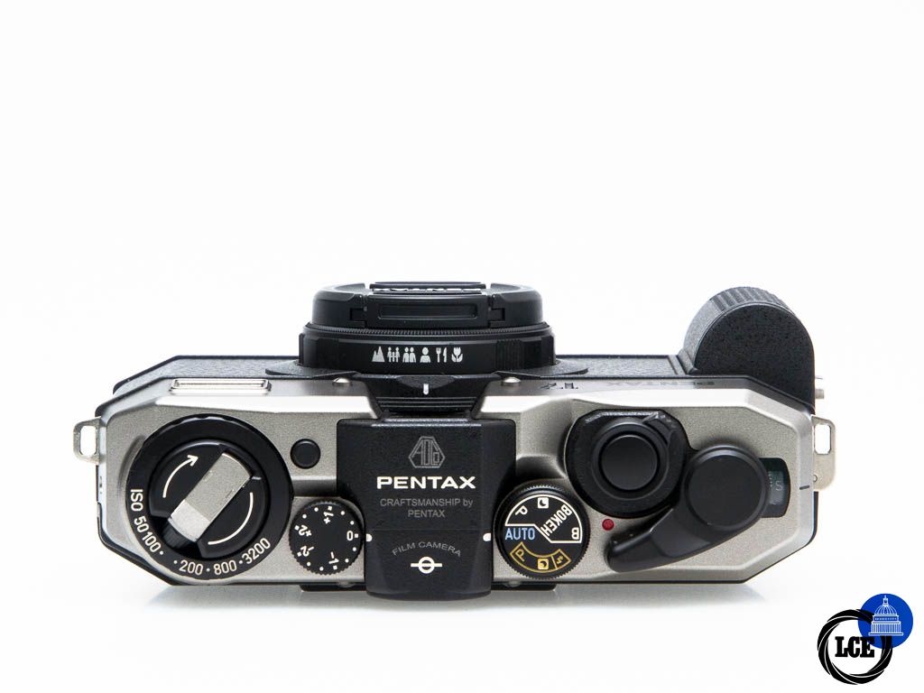 Pentax 17 