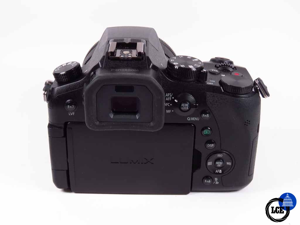 Panasonic Lumix FZ2000