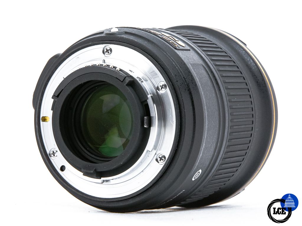 Nikon AF-S 24mm f1.8 G ED 
