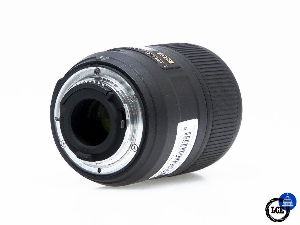 Nikon AF-S 85mm f/3.5 Micro DX ED VR
