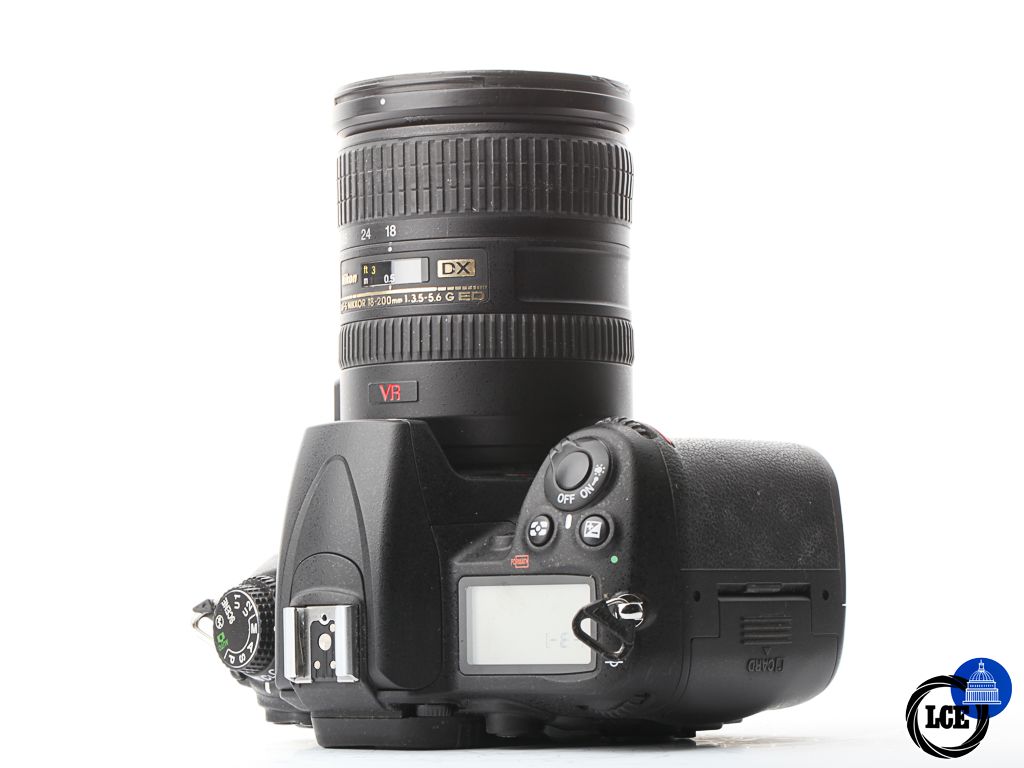 Nikon D7000 + 18-200mm f/3.5-5.6 | 10113846