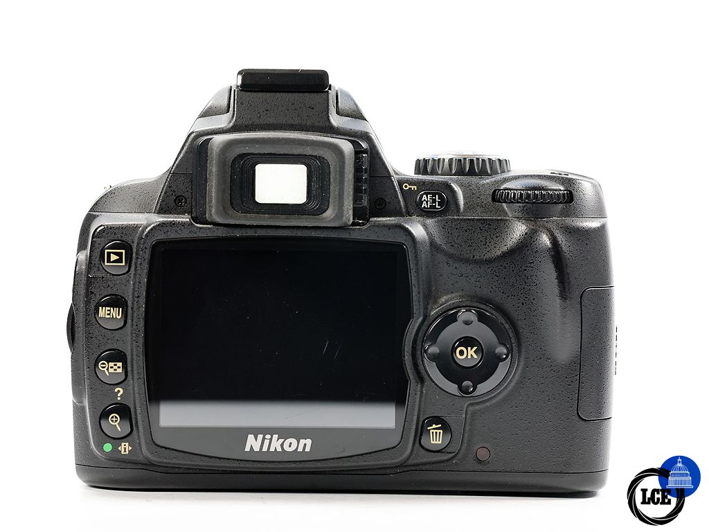 Nikon D40 +18-55mm f/3.5-5.6 | 1276846
